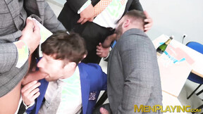 Hot Drew Dixon took the fat meat of sexy Sir Peter in a foursome