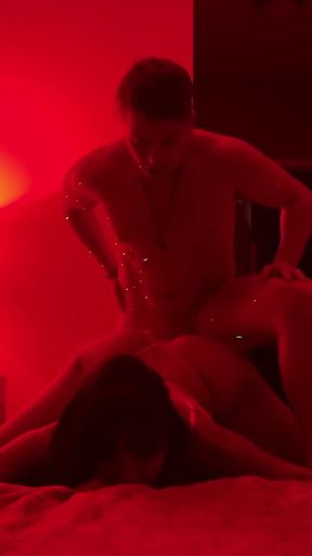 Cheating Arab Hotwife Tries Arab Cock