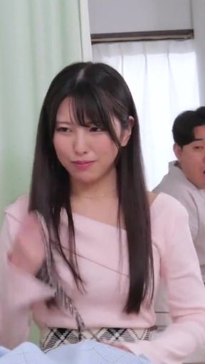 Part 2 My girlfriend who came to visit me on the bed next to me was a do-strike, so if I sexually harassed her through&hellip;   Clip 1