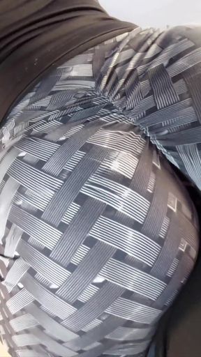 StepSis Bubble Butt in Tight Shorts Made Me Cum Twice