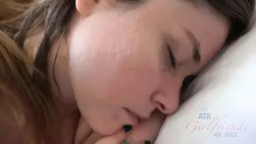 Teen threesome in hotel room - slimy blowjob and moaning 18-year-old