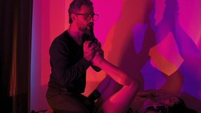 Tasty foot fetish with naughty young brunette Malvada Favorita