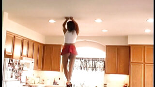 Amatööri aasialaiset milf tiukalla pillulla antaa huolimattoman suihinoton ja sormeilun ennen anaalin jyskytystä ja siemensyöksyä suussa