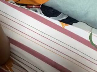 COMIENDOME UN GRAN CULO DESPUÉS DE LA FIESTA LE METO SEXTOY Y LA VERGA GIME DURO