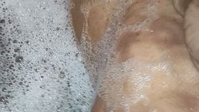 Tempest smoking in bubble bath