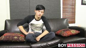 ”Solo twink stroking & pulling his meat for the camera”
