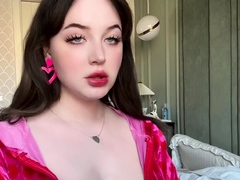 What Jenny do after school? Hump and Cum hard on pillow!