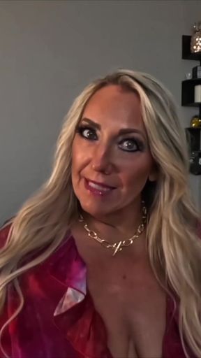 Cheating Slut Wife POV - Huge Cumshot
