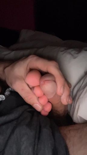 Foot job fanatic gets foot worship