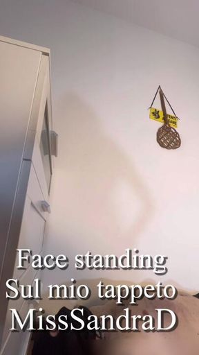 Facestanding sul mio tappeto umano