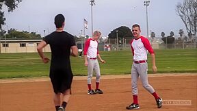 [hx][227] Helix Plays Baseball(s)