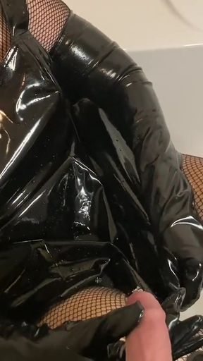 Spectacular moment from &quot;Masturbation, Blowjob and Pissing in Bathtub&quot;
