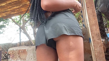 Ativa o áudio e coloca o fone