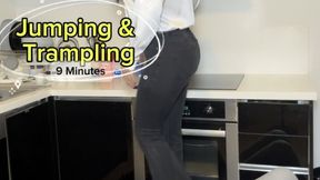Jumping & Trampling Full Hd