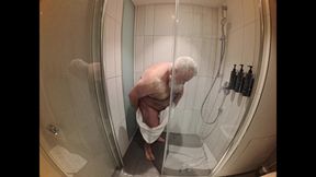 Taking a Shower in Stuttgart