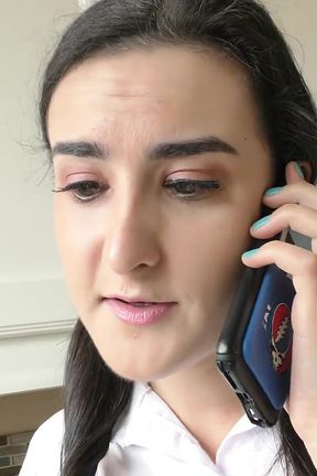 Petite whore rimms and swallows