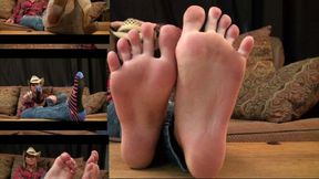 Raven sweaty redneck feet