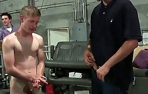 College guy gives blowjob and gets jizz sprayed