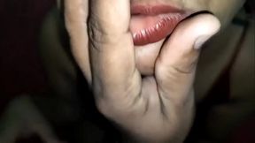 मेरी प्यारी हाॅट सेक्सी भाभी क्या मस्त लंड चुसती हो