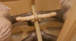 Ladysilva Delights to Feel the Dildo Go in and Out of My Hot Ass