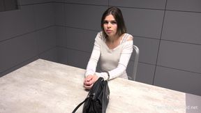 Smart Security Guard Fucked a Hot Beauty