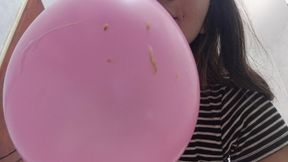 Decorating my balloon in secret