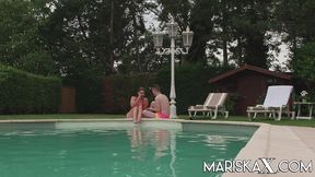 mariskax busty cougar sandy lou gets fucked outdoors
