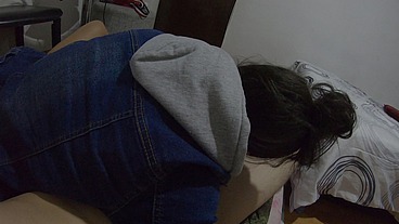 una compañera del trabajo se traga mi leche