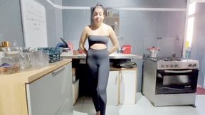 1 HOUR INSANE MOUTH FART MARATHON WITH THE FART QUEEN - BY ISABELITA - CLIP 1