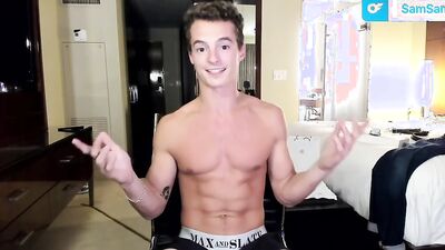 Fit boy with abs uses his butt plug on a livestream (Lovense)