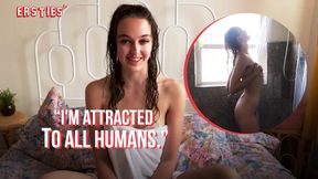 Hot American babe dubsie masturbates in the shower