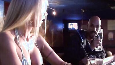 Morgan Ray and Raven Black are sharing black stud in 3some