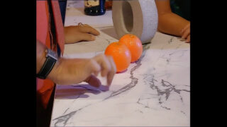 Eiaculazione, sperma in bocca, mangiare la figa, doppia penetrazione &#8211; Mandy Bright, Rita Faltoyano, Sophie Angel, Vanessa Mae e Vivienne La Roche ricevono un cazzo dal culo alla bocca dai grossi cazzi di Franco Trentalance e Neeo