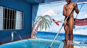 Broderagem in the Pool with friends...
