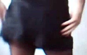 Amateur tranny flashing her panties