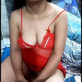 Bhabhi ka bahut bada hai milk chut me land ghusa kar devar chudai desi indian sex