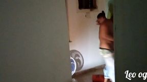 empregada pos camera escondida para chantagear patrao (agatha kent)