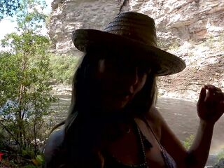 RISKY MASTURBATION IN A CAMPING TRAVEL - DREADHOT