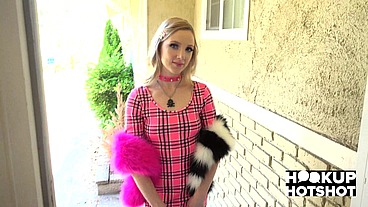 Stunning Madison Mia Meets Up For Hardcore Fucking With Bryan Gozzling!