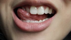 Aurora's Teeth Seduce You
