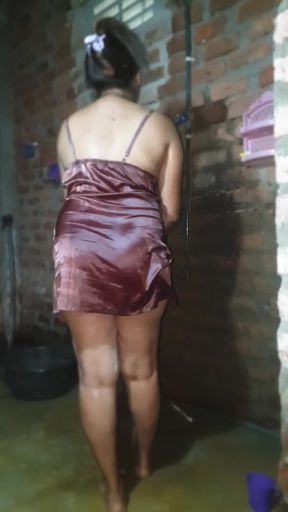 Hotwife Bathing