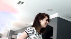 ”Joseline Kelly fucks her way out of trouble”