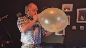 Tom Blows To Pop Punchballs