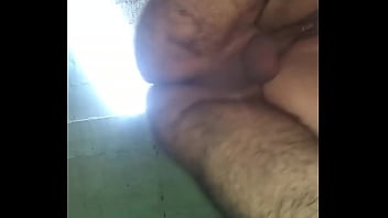 Casero con amiga de mi esposa, madura gordibuena es toda puta en la cama