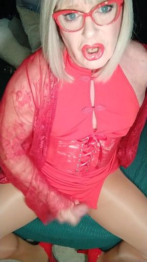 Lady in Red Quick Cum