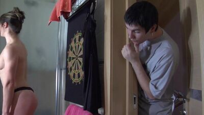 Horny dude eats stepmom's cunt and fucks her balls deep