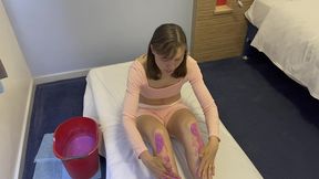 hotel play in thick gunge (wam, wet and messy)