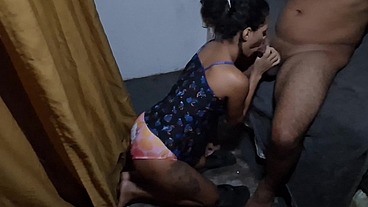 Brincando de chupa pirolito com meu padrasto