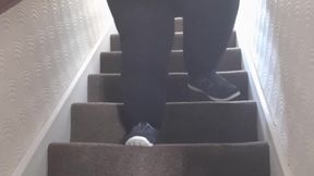 SSBBW STRUGGLES WITH STAIRS HEAVY BREATHING