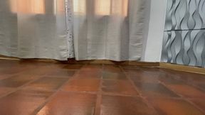 Katherine heel popping Goddess in pantyhose and stilettos